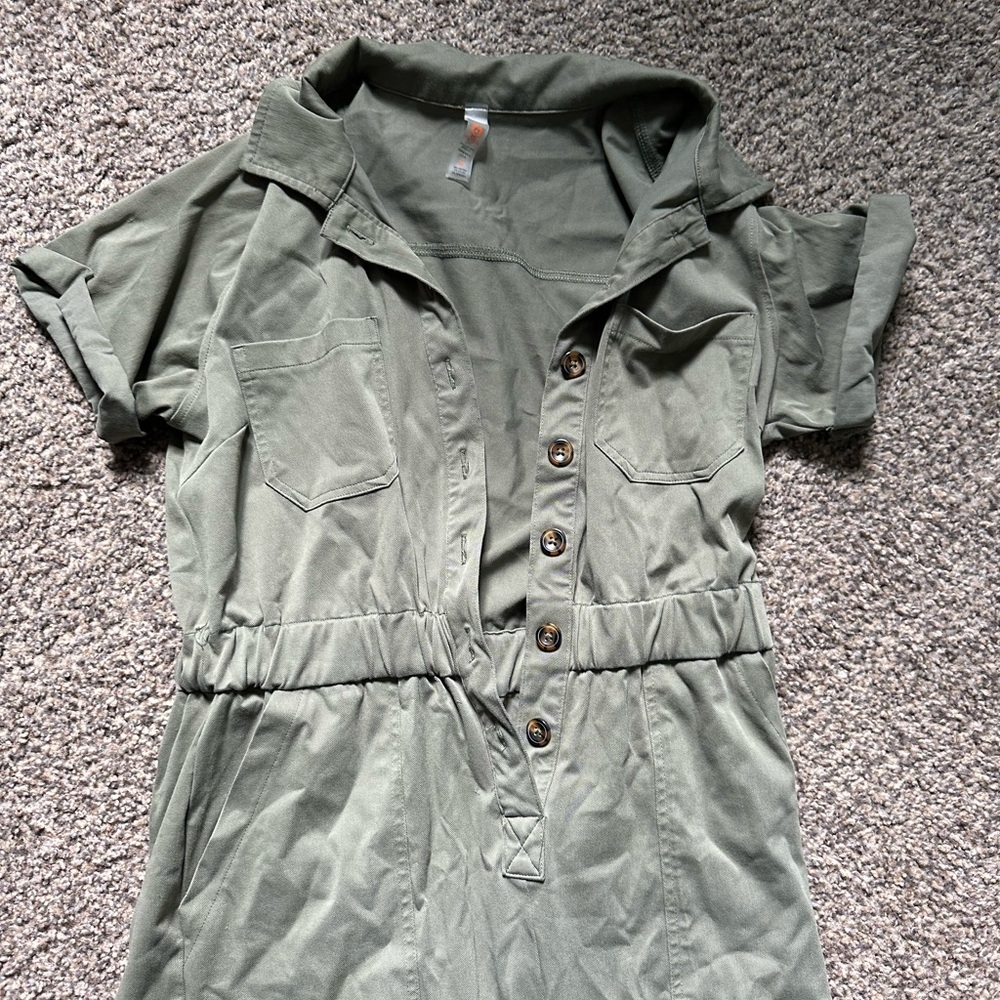 Mono B Army Green Jumpsuit size Medium - Picture 7 of 11
